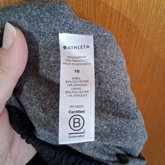 Athleta Chelsea Cargo Lined Pants Black Size 10 - Picture 9 of 10